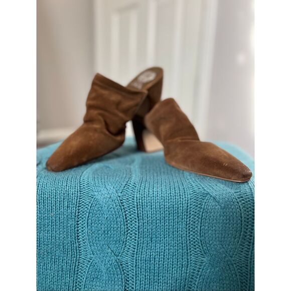 Vince Camuto Carlie Suede Runched Toe Heeled Mule - Picture 6 of 6